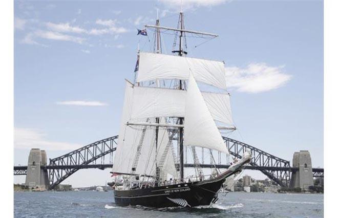 Tall ship Spirit of New Zealand sails past the Sydney Harbour Bridge on her way to cross the Tasman Sea ©  SW